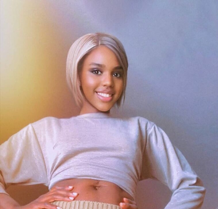 Video: Give me some advice – Mulungi Khloe to commit suicide Video: Give me some advice – Mulungi Khloe to commit suicide