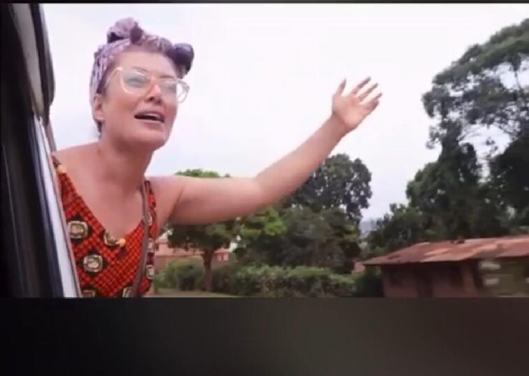 VIDEO: Female Mzung taxi conductor leaves Ugandans stunned VIDEO: Female Mzung taxi conductor leaves Ugandans stunned