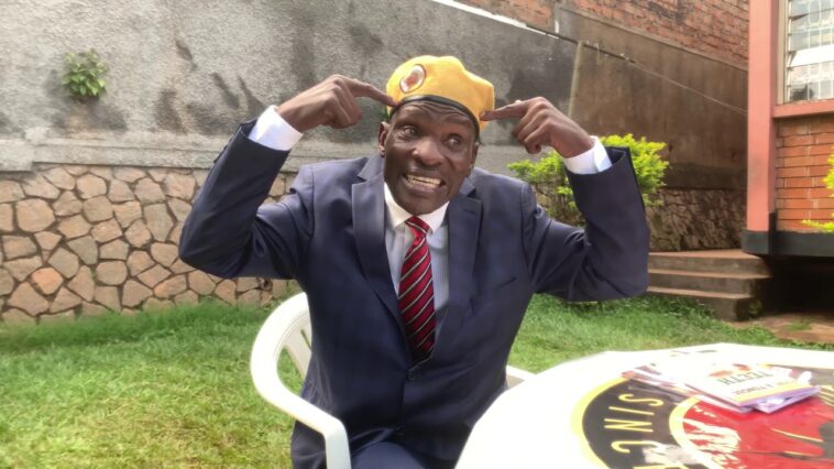 VIDEO: Watch Tamale Mirundi storm restaurant, attack workers